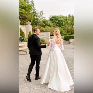 PEARL BOW PUFF SLEEVES- BRIDAL / ENGAGEMENT / WEDDING SHOWER